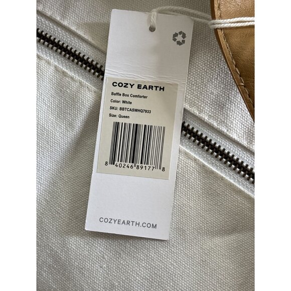 Cozy Earth Canvas Comforter Duffel Bag in White Brand New - Picture 4 of 6